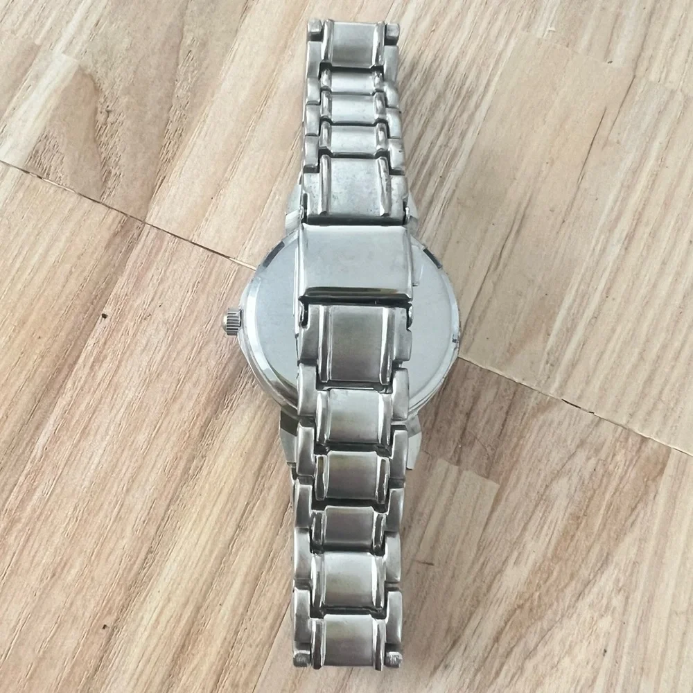 Fossil brand model